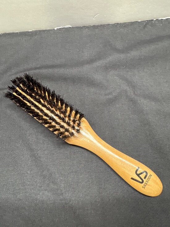 VS Sassoon Wooden Handle Boar Bristle Hair Brush 8\